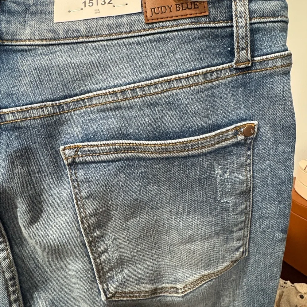 Judy Blue Stylish Blue Flare Women's Jeans - Picture 15 of 15